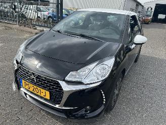 Citroën DS3 1.2 PureTech  So Chic picture 1