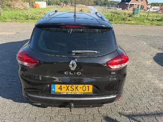 Renault Clio Estate 0.9 TCe  Night&Day picture 6