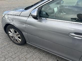 Peugeot 308 SW  1.2 Pure Tech Exclusive picture 7