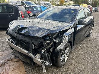 Vrakbiler auto Mercedes A-klasse 180  Edition 2013/6