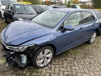 krockskadad bil auto Volkswagen Golf 1.5 eHybrid Automaat Life Edition  5 Drs 2026/1