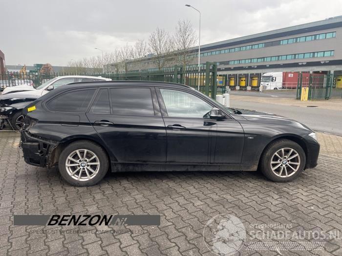 BMW 3-serie 3 serie Touring (F31), Combi, 2012 / 2019 318d 2.0 16V