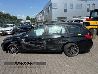 Vrakbiler auto BMW 3-serie 3 serie Touring (F31), Combi, 2012 / 2019 320d 2.0 16V 2013/10