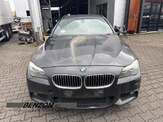 BMW 5-serie 5 serie Touring (F11), Combi, 2009 / 2017 530d 24V Blue Performance picture 4