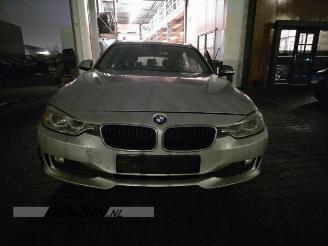 Vrakbiler auto BMW 3-serie  2012/12