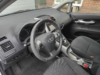 Toyota Auris 1.8 Full Hybrid Aspiration Aut. picture 14