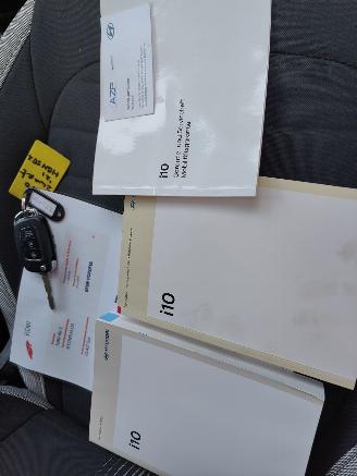 Hyundai I-10 1.0 Premium Cruise picture 10