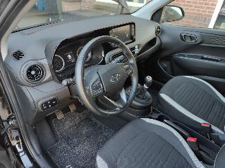 Hyundai I-10 1.0 Premium Cruise picture 9