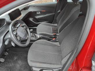 Peugeot 208 1.2 Pure Tech Active Pack picture 8