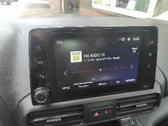 Opel Combo 1.2 Life Tour Clima Cruis Navi picture 15