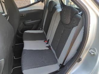Toyota Aygo 1.0 VVT-i  X-Play Cruise picture 22