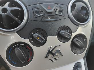 Ford Ka 1.2 Limited Airco picture 15