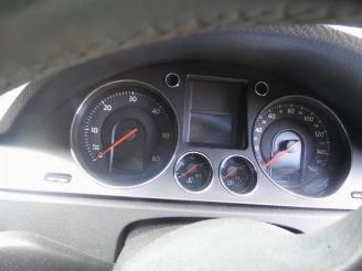 Volkswagen Passat  picture 4