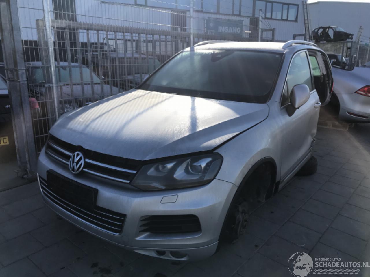 Volkswagen Touareg Touareg (7PA/PH), SUV, 2010 / 2018 3.0 TDI V6 24V