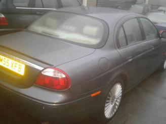 Jaguar S-type  picture 4
