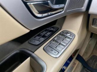 Jaguar XF  picture 11