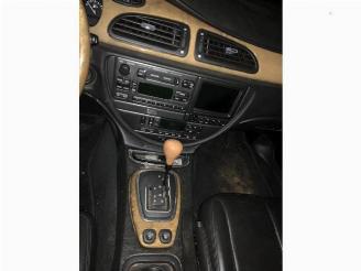 Jaguar S-type S-type (X200), Sedan, 1999 / 2007 4.0 V8 32V picture 8