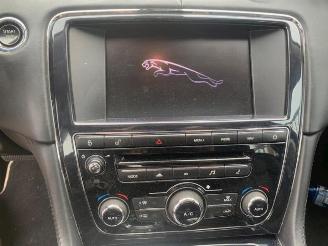 Jaguar XJ  picture 15