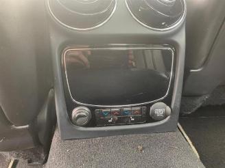 Jaguar XJ  picture 1