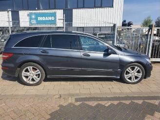 Mercedes R-klasse R (W251), MPV, 2005 / 2014 3.0 350 CDI V6 24V 4-Matic picture 2