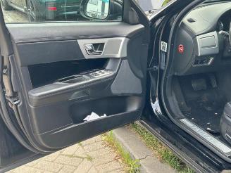 Jaguar XF  picture 14