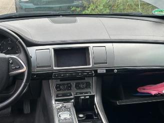 Jaguar XF  picture 13