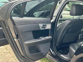 Jaguar XF  picture 16