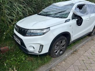 Vrakbiler auto Suzuki Vitara Vitara (LY/MY), SUV, 2015 1.4 Booster Jet Turbo 16V SHVS 2023/10