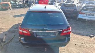 Vrakbiler auto Mercedes E-klasse E Estate (S212), Combi, 2009 / 2016 E-350 CDI V6 24V BlueEfficiency 2012/5
