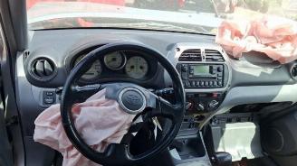 Toyota Rav-4 RAV4 (A2), Terreinwagen, 2000 / 2005 2.0 16V VVT-i 4x4 picture 10