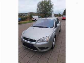 krockskadad bil auto Ford Focus Focus 2 C+C, Cabrio, 2006 / 2010 1.6 16V 2007/3