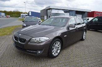 krockskadad bil bedrijf BMW 5-serie 520 D AUTOMAAT PANORAMA LEER 2013/2
