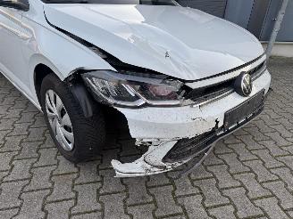 Volkswagen Polo 1.0 59 KW LIFE PDC STOELVERWARMING picture 13