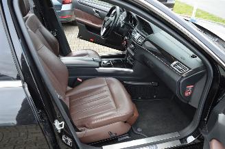 Mercedes E-klasse E220 CDI Aut Avantgarde Panorama dach Full Leder Comand Kamera picture 13