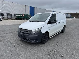 uszkodzony samochody osobowe Mercedes Vito Vito Kasten 114 CDI Kompakt Automatik Klima L + R Schiebetur 2016/6