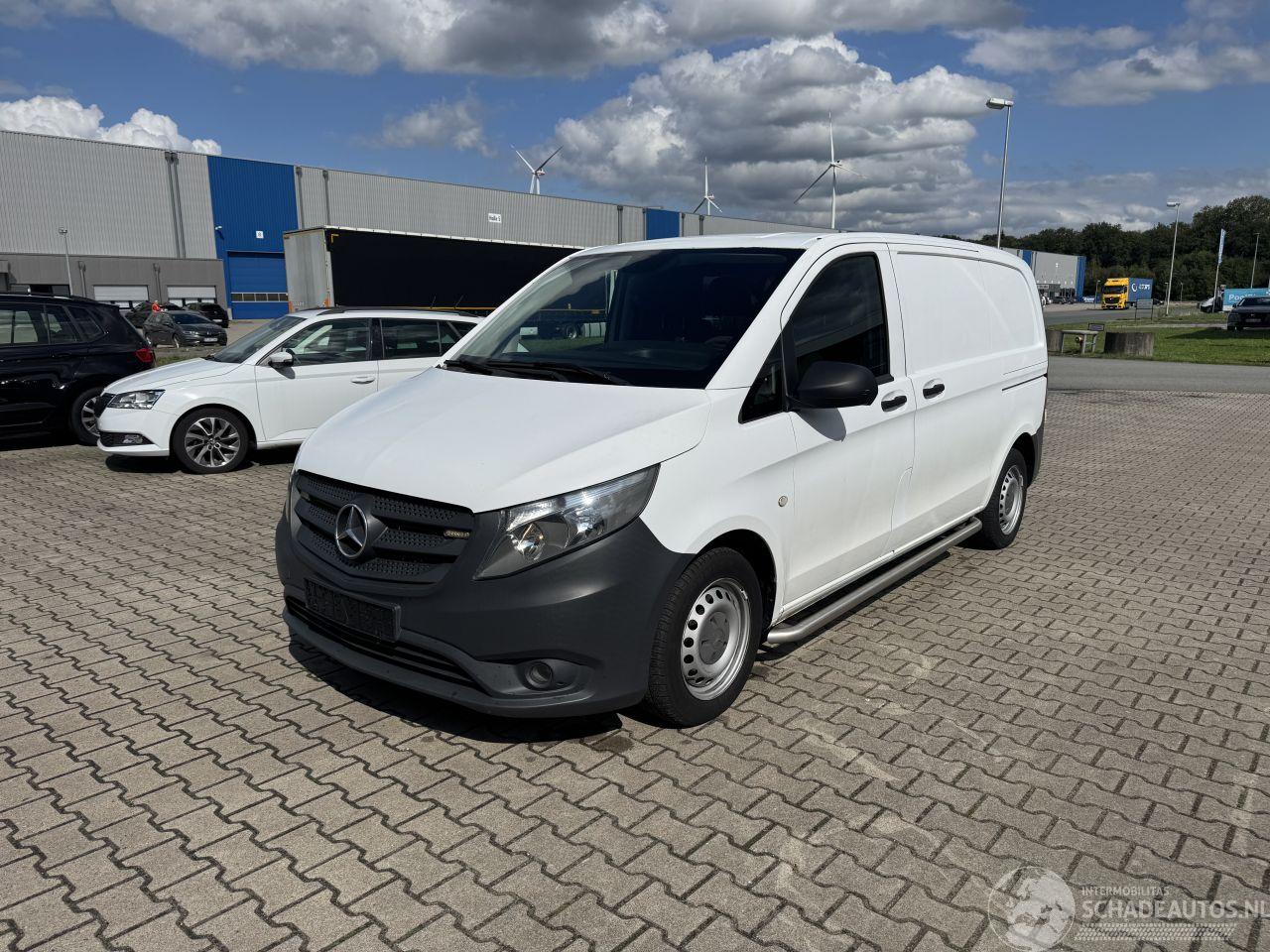 Mercedes Vito Vito Kasten 114 CDI Kompakt Automatik Klima L + R Schiebetur