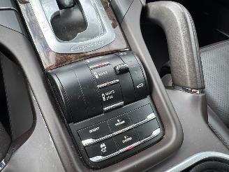 Porsche Cayenne CAYENNE S 3.0 E-HYBRID PANORAMA LEDER NAVI XENON VOL picture 19