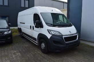Schadeauto Peugeot Boxer 2.0 DIESEL 120 KW KLIMA  MAXI HOCH LANG 2019/9