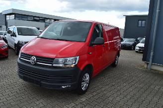 Damaged car Volkswagen Transporter 2.0 TDI 110 KW EURO 6 KLIMA LANG 2017/6