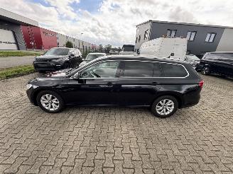Volkswagen Passat 1.6 TDI KLIMA LED NAVI picture 8