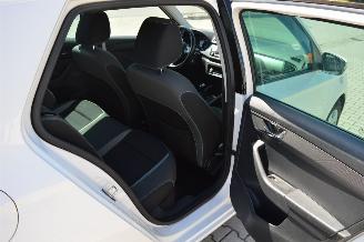 Skoda Fabia 1.2 TSI 66 KW JOY KLIMA RADAR SHZ PDC picture 10