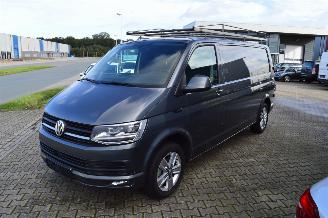 uszkodzony samochody osobowe Volkswagen Transporter 2.0 TDI 150 KW DSG HIGHLINE LEDER 2017/4