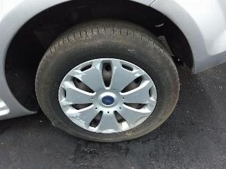 Ford Mondeo  picture 11