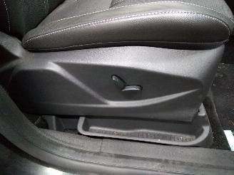 Ford Grand C-Max  picture 22