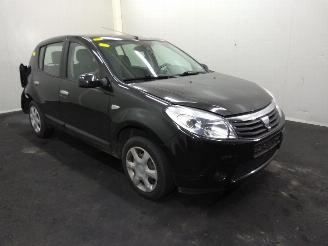 skadebil auto Dacia Sandero  2011/1