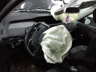 Citroën C4-picasso  picture 17