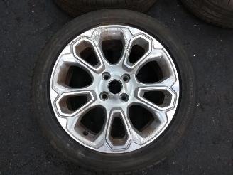 Ford EcoSport  picture 12
