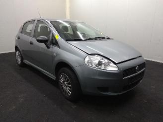 krockskadad bil auto Fiat Grande Punto  2011/1