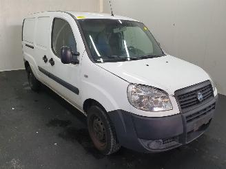 krockskadad bil auto Fiat Doblo  2007/1