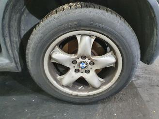 BMW X5  picture 14